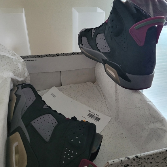 Men's NIKE AIR JORDAN RETRO 6 BORDEAUX 🔥 🔥 🔥 NEW - Picture 4 of 6